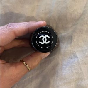 CHANEL Makeup - Chanel powder brush CHANEL Makeup - Chanel powder brush